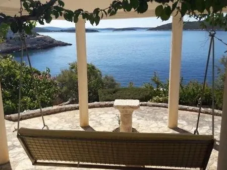 Appartamento In With Seaview, Terrace, Wifi Sevid